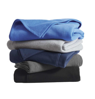 Oversized Core Fleece Sweatshirt Blanket